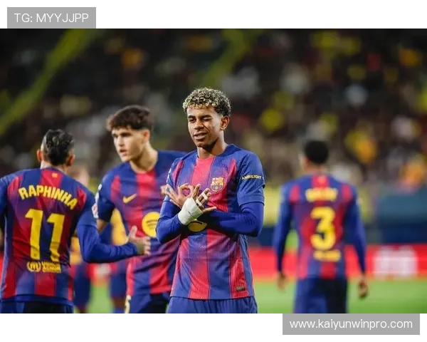 比利亚雷亚尔足球俱乐部的发展历程与未来展望分析