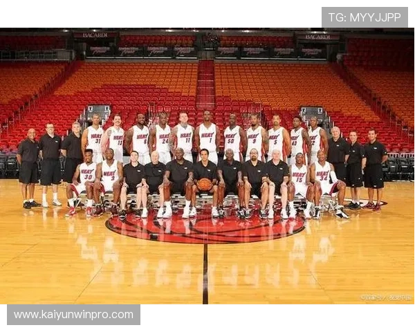 热火队新赛季战术解析与核心球员表现全面剖析