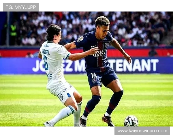 法甲最新积分榜全面解析各队排名走势及争冠形势